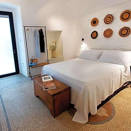 Corte Manfredi 4* Alessano